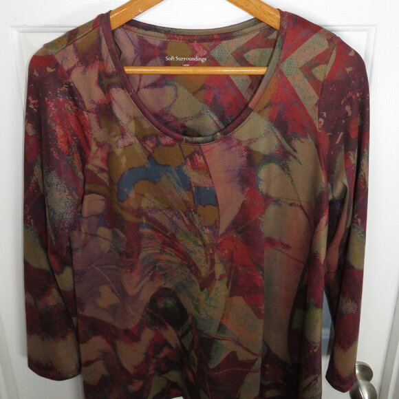 Soft Surroundings Julia Asymmetric Tunic Top Artsy Abstract Popover Size LG - Picture 2 of 5